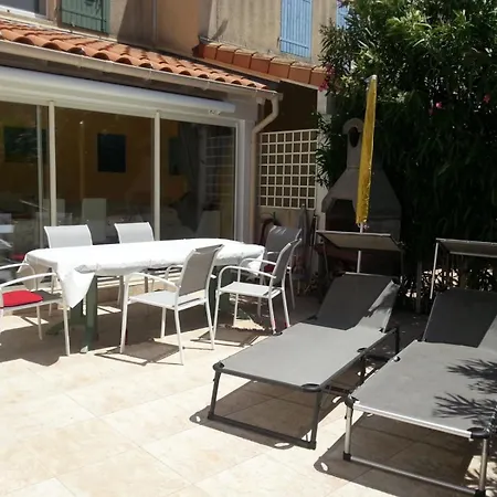 Jolie Maison De 2 Climatisees Veranda Terrasse Parking Privatif Dans Securisee Avec Piscine Commune 400 M De La Lrcs99 * 波尔蒂拉盖