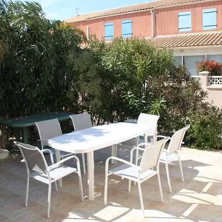 Villa Jolie Maison De 2 Climatisees Veranda Terrasse Parking Privatif Dans Securisee Avec Piscine Commune 400 M De La Lrcs99 *